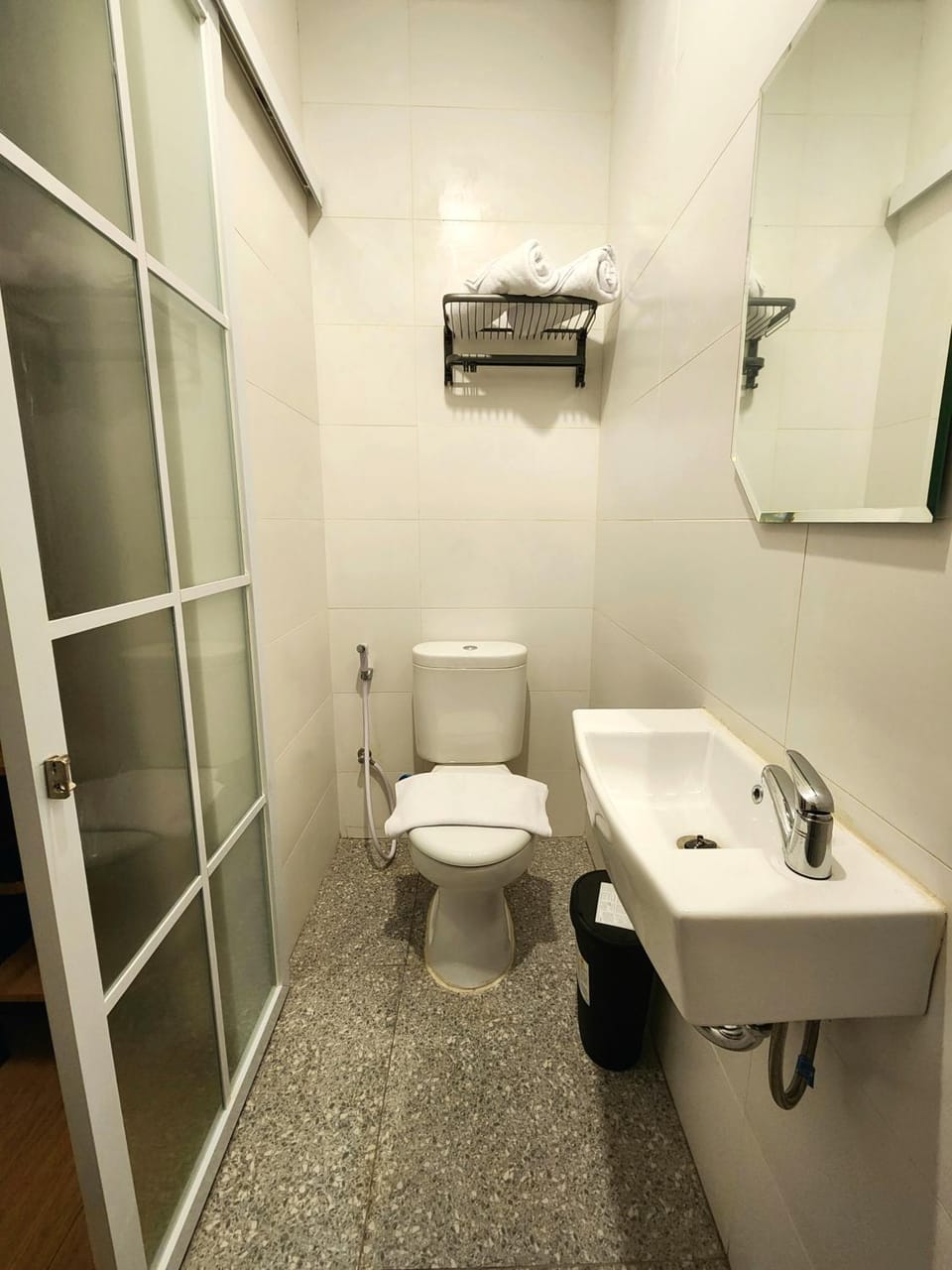 Bathroom, towels