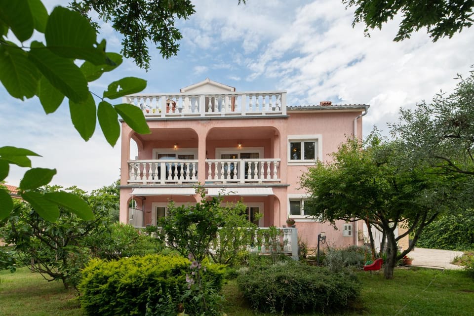 Property building, Garden