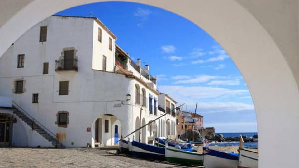 The Golden Oak in Calella Centre - 100m from Beach Apartment in Calella de Palafrugell