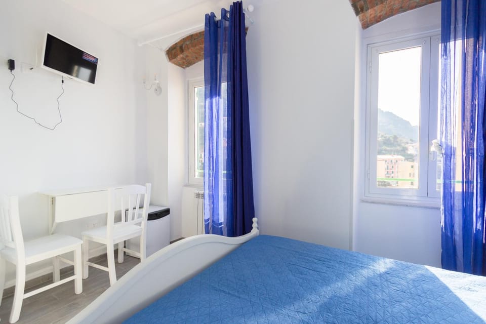 Casato Bapo' camera panoramica Eufrasia Bed and Breakfast in Riomaggiore