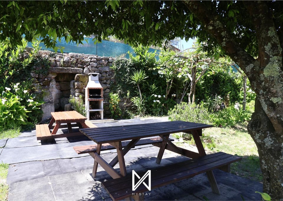Day, BBQ facilities, Garden view
