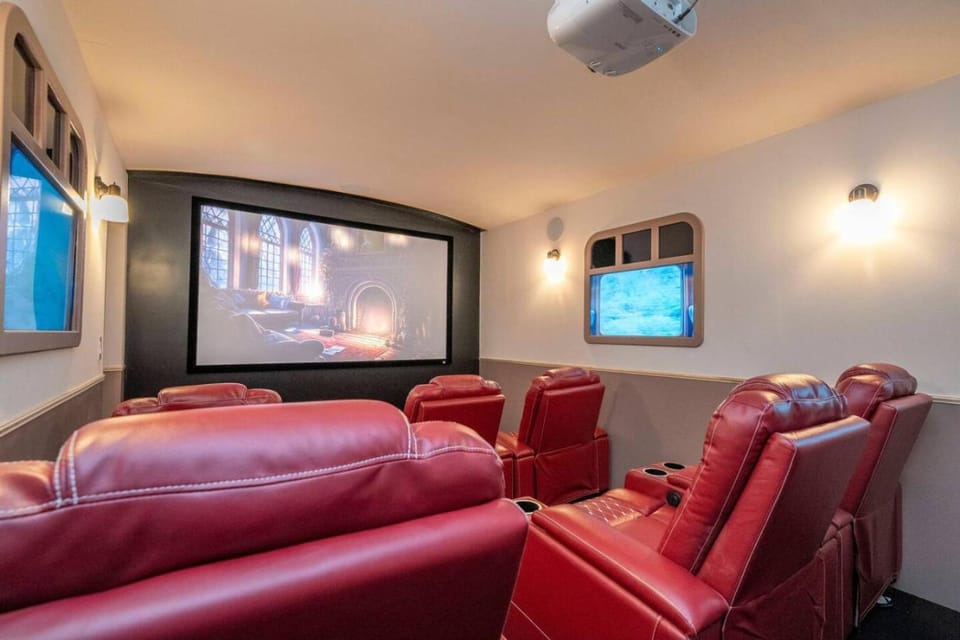 Amazing 15BR Villa Game Room Private Movie Theater - 6085 House in Orlando