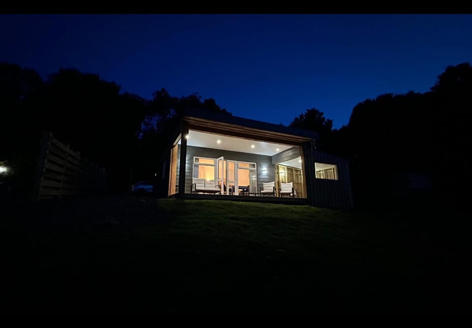 Property building, Night