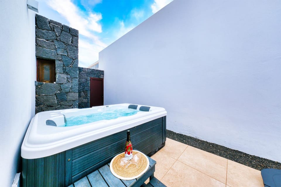 Off site, Hot Tub