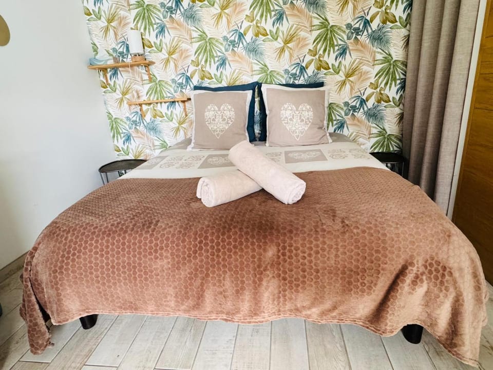 Studio Val de Naurouze Piscine Parking Apartment in Occitanie