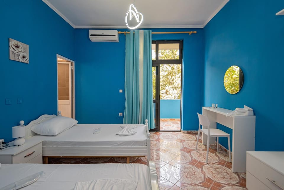 Bed, Photo of the whole room, Bedroom, towels, air conditioner