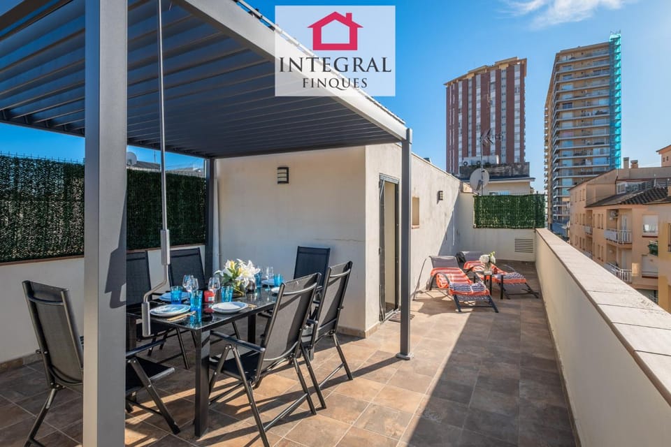 Spring, Summer, Balcony/Terrace, Quiet street view, furniture, sunbed
