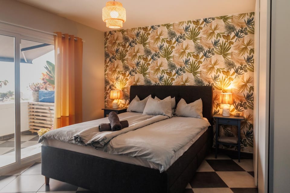 Serenity Ocean View 1BR Apartment with Terrace, Pool & Walk to Beaches by Aqua Vista Tenerife Apartment in Costa Adeje