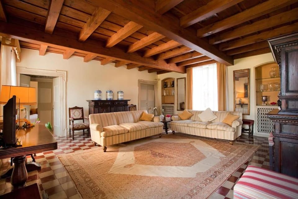 Villa le Grotte Villa in Verona