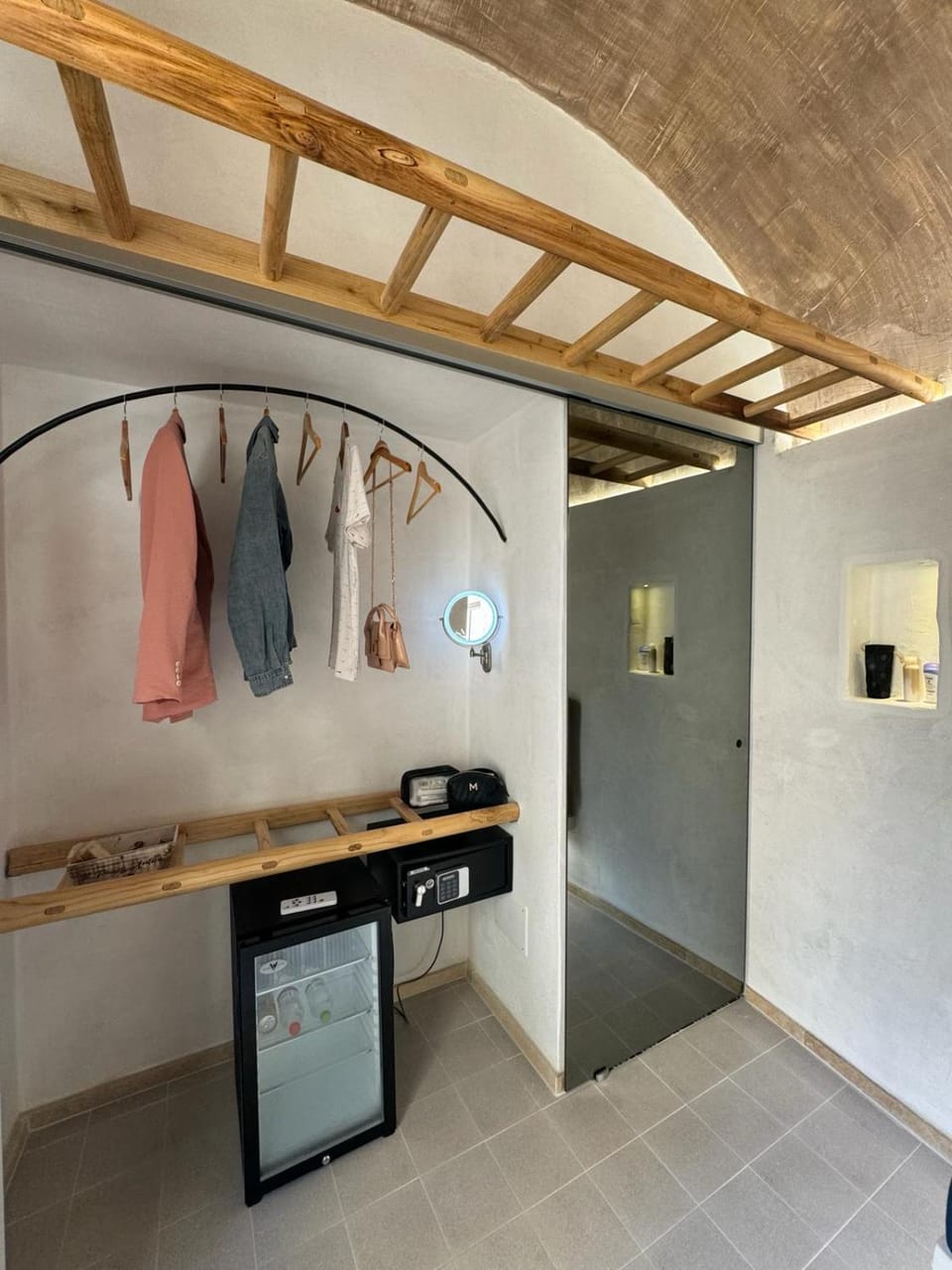 safe, wardrobe