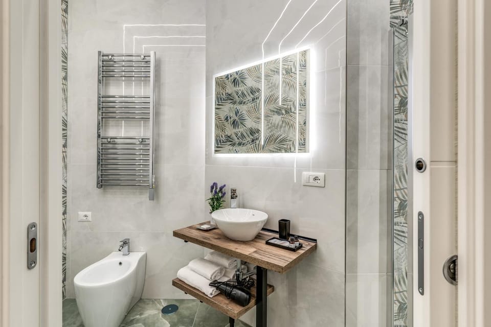 Toilet, Bathroom