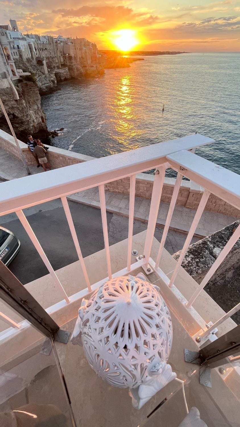 Nearby landmark, Day, Natural landscape, View (from property/room), Balcony/Terrace, Sea view, Sunset