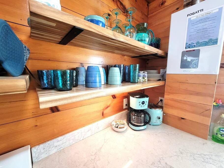 Coffee/tea facilities, Kitchen or kitchenette