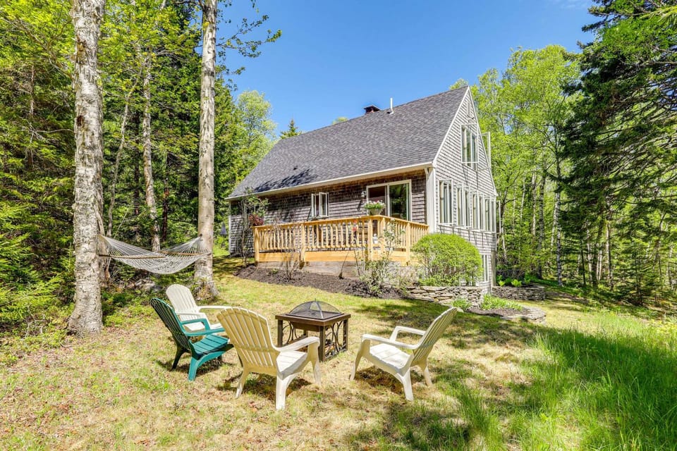 Serene Steuben Home w/ Scenic Ocean Views! House in Steuben