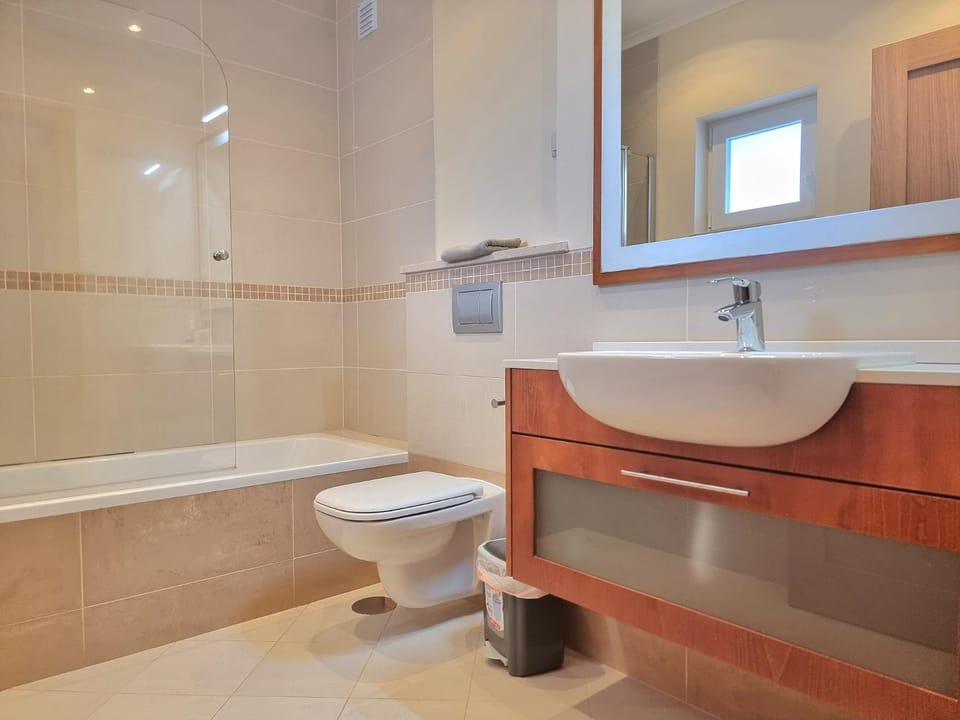 Toilet, Bathroom, Bath