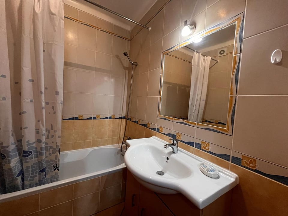 Shower, Bathroom, Bath