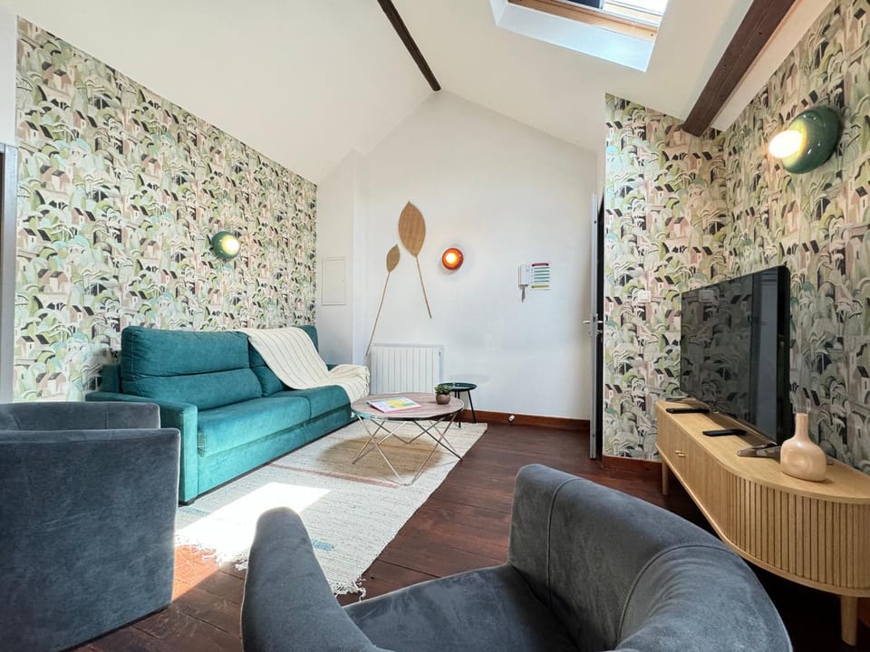 Le Loft - Palm Strings tout confort 6personnes Apartment in Auvergne-Rhône-Alpes