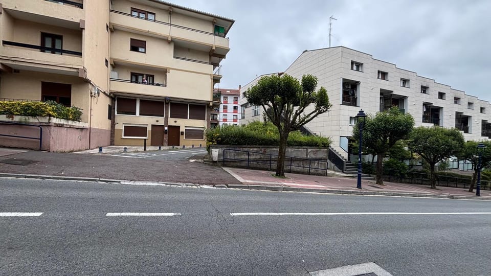 Day, Street view