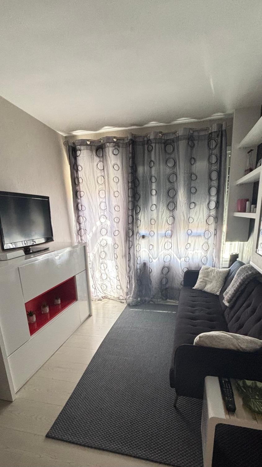 Communal lounge/ TV room, Living room