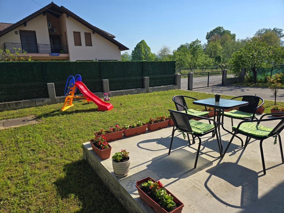 Apartman Nia Apartment in Lika-Senj County