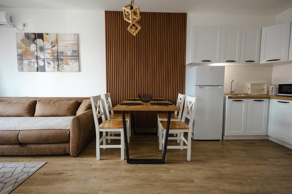 Living room, kitchen, kitchen
