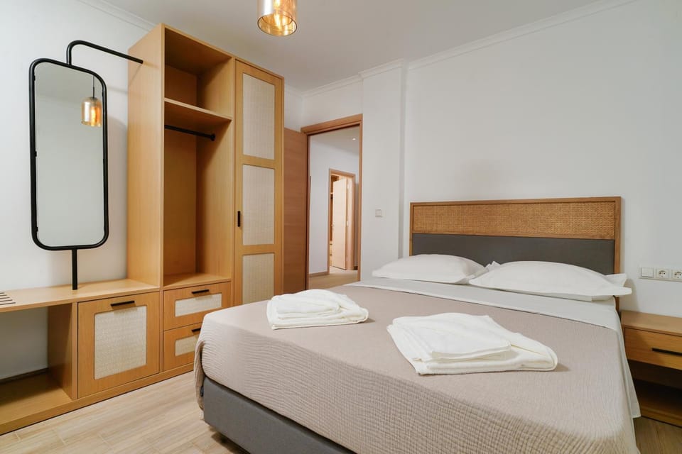 Bed, Bedroom, wardrobe