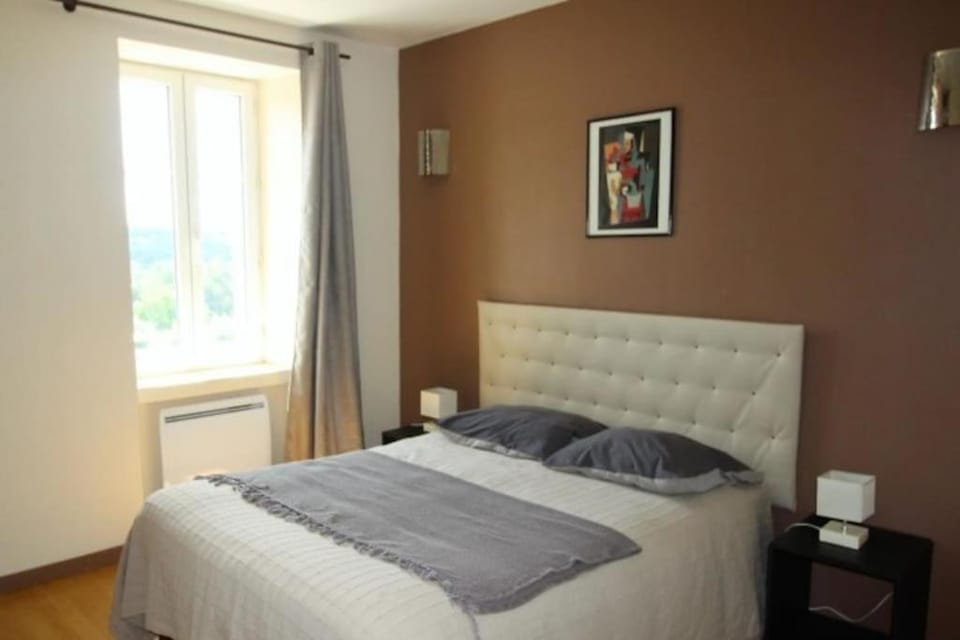 maison 2 clim 4pl 2ch 3lits 3parking House in Limoges