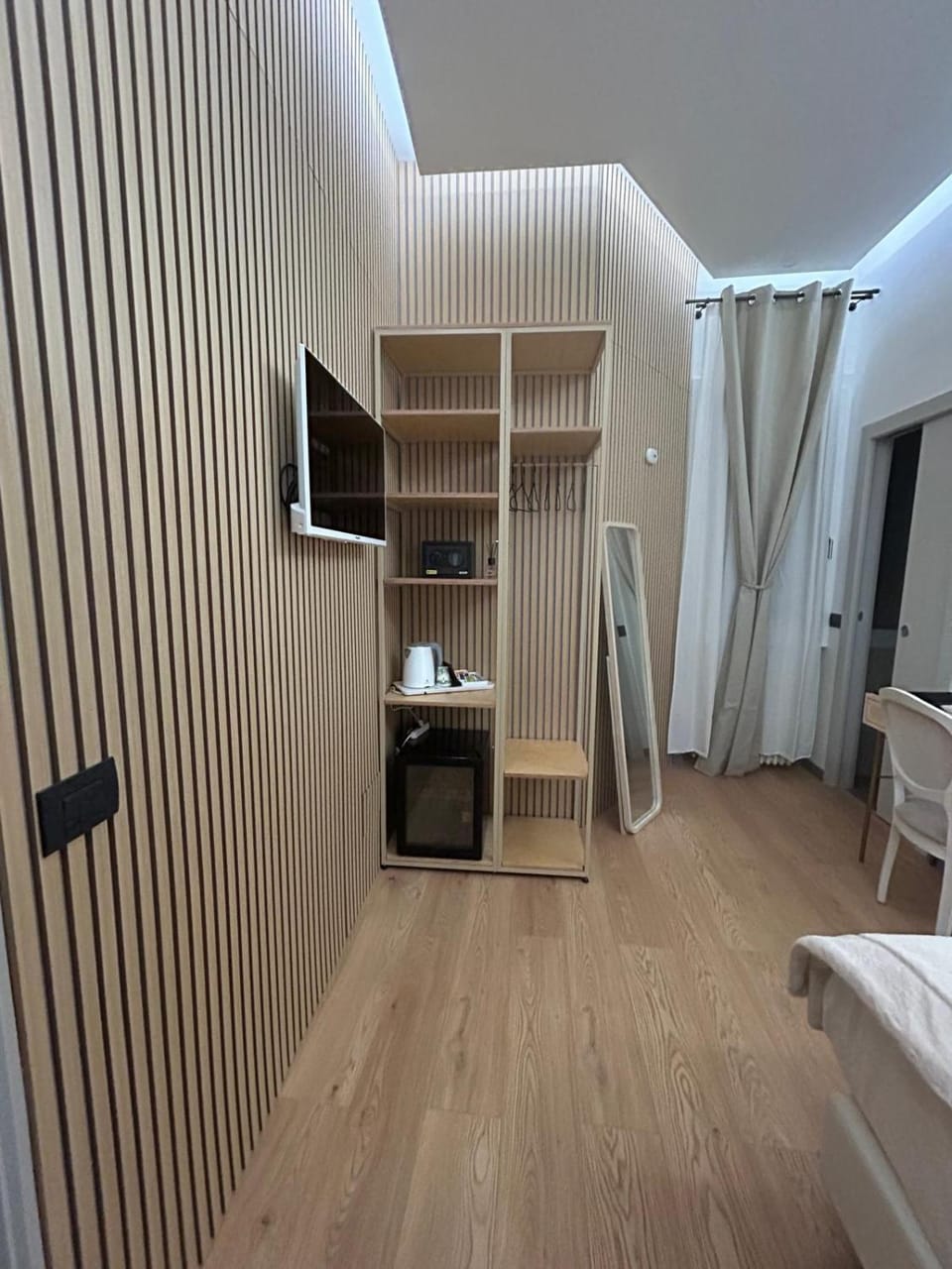 wardrobe