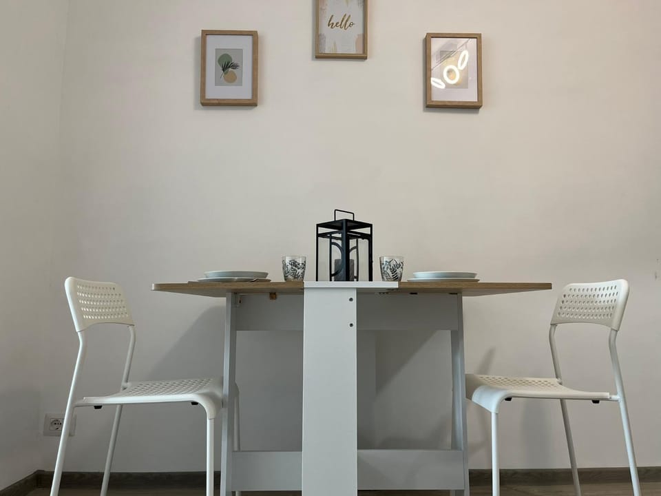 Decorative detail, Breakfast
