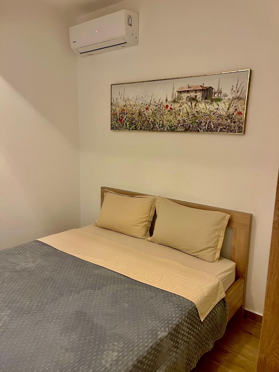 Lavender Apartment - Close to the Beach - Private Garage Parking Apartment in Ulcinj Municipality