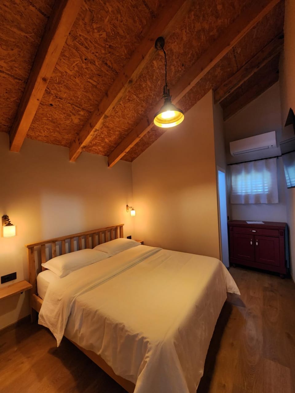 Guesthouse Te Avllia Bed and Breakfast in Vlorë County, Albania