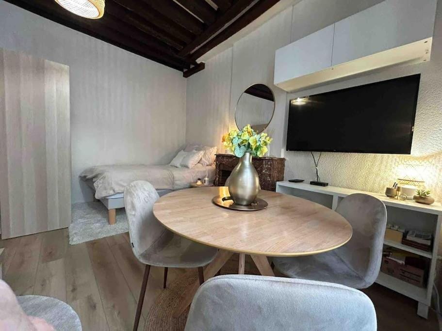 Charmant studio en hyper-centre de Blois Apartment in Blois