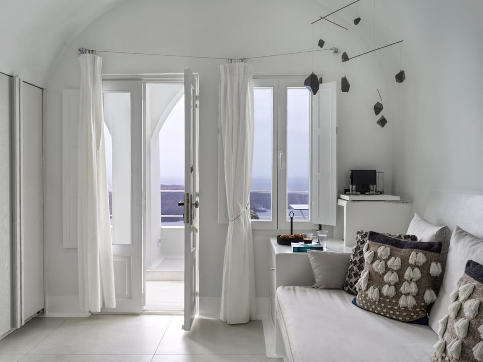 View (from property/room), Seating area, Sea view