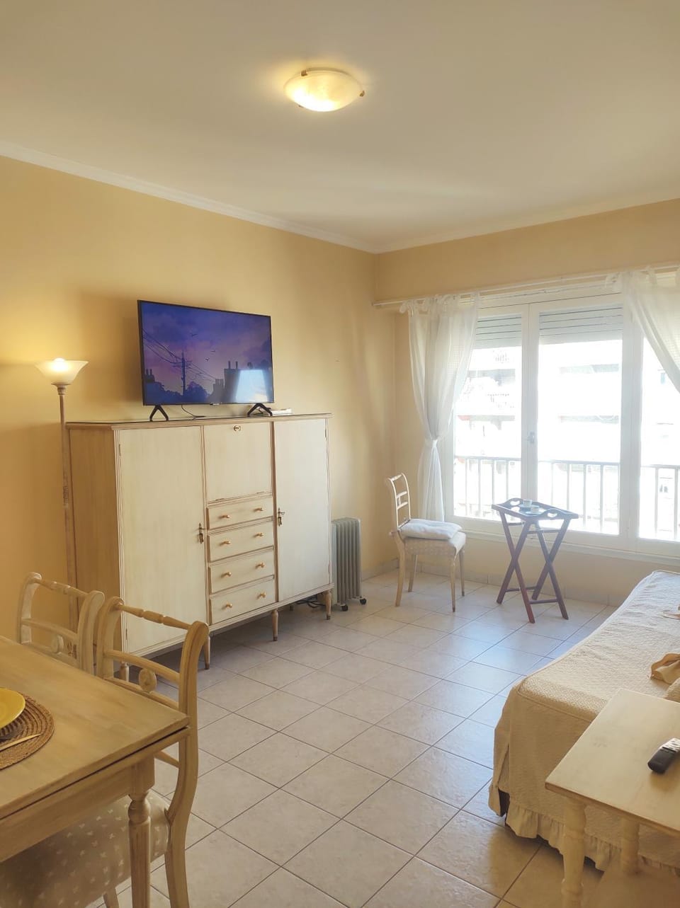 Communal lounge/ TV room, Dining area