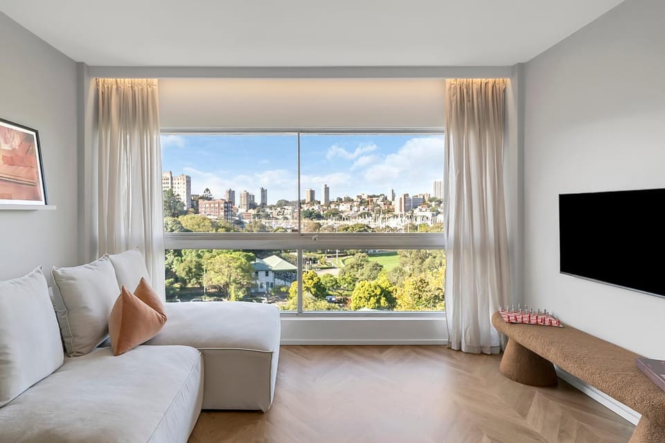 Aquarius - Luxe Inner City Abode Apartment in Sydney