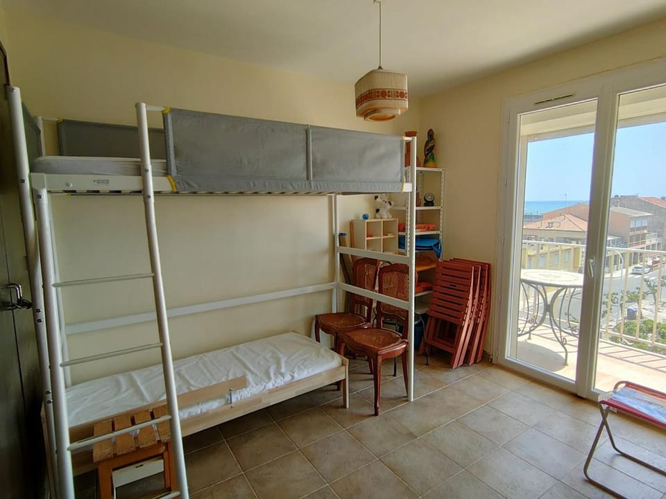 Appartement dernier étage vue mer - 4/5 pers. - FR-1-781-48 Apartment in Occitanie