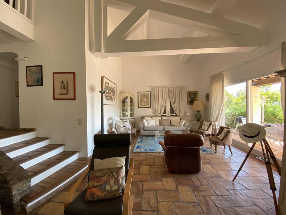 Villa 4 chambres avec piscine privée et climatisation - FR-1-100-339 Villa in Cavalaire-sur-Mer