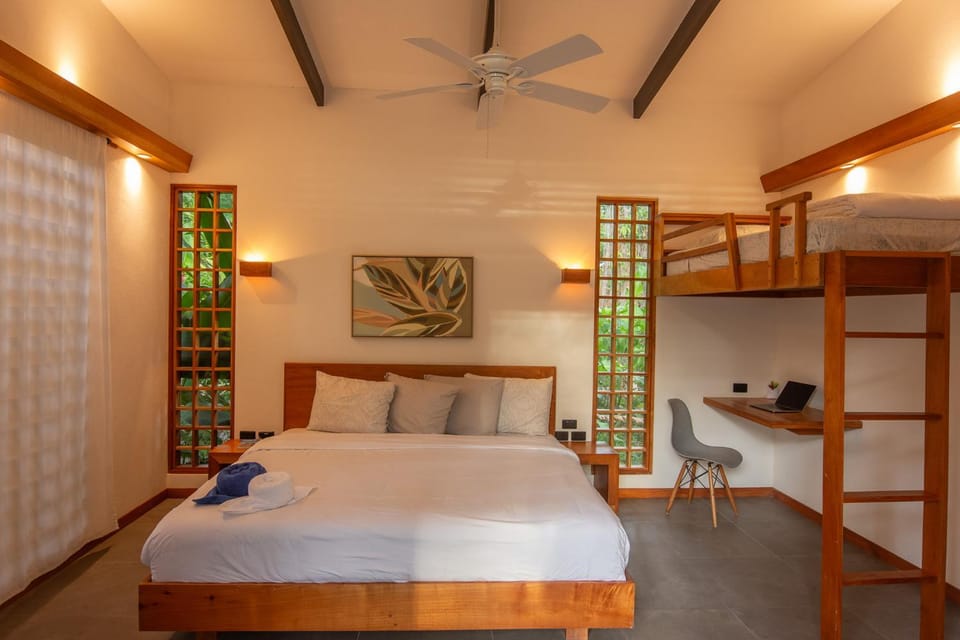 Property building, Bed, Bedroom