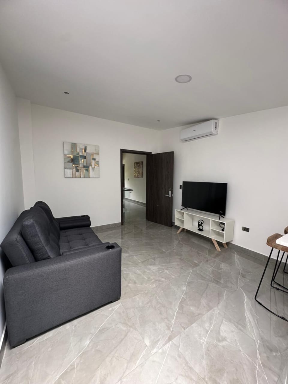 TV and multimedia, Living room, air conditioner