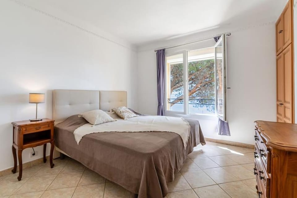 Le Manon, vue imprenable sur la baie du Lavandou Apartment in Le Lavandou