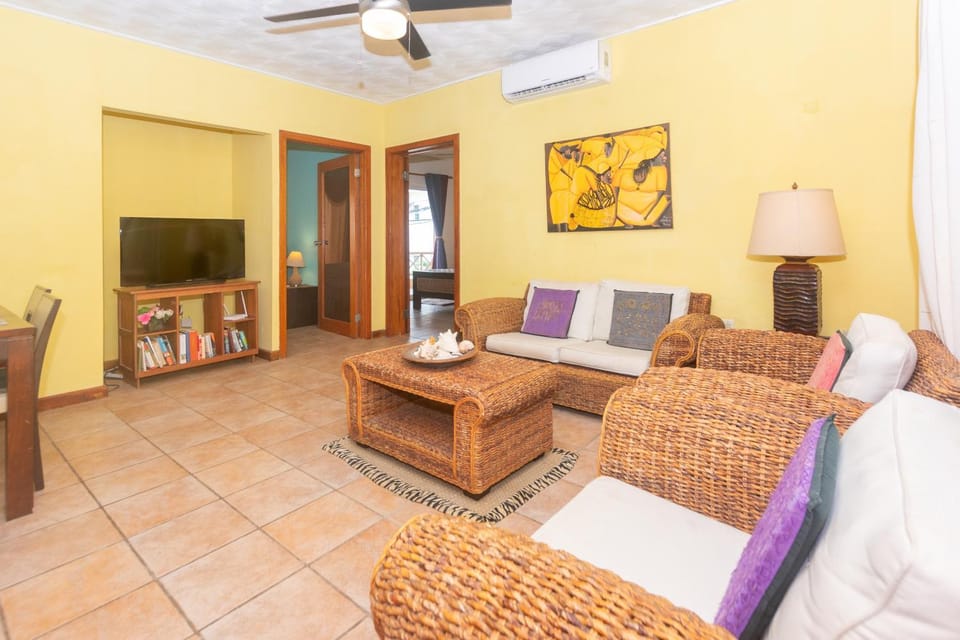 West Bay Mall Condo 8 condo Apartment in West Bay