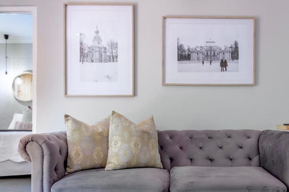 Living room, Decorative detail, Seating area