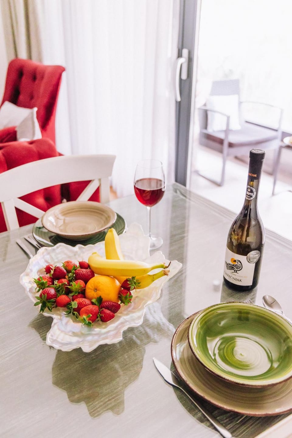 Food and drinks, Dining area, Food
