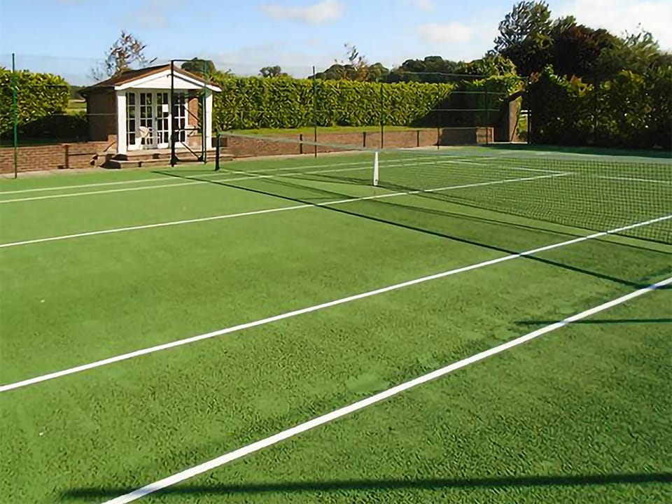 Tennis court