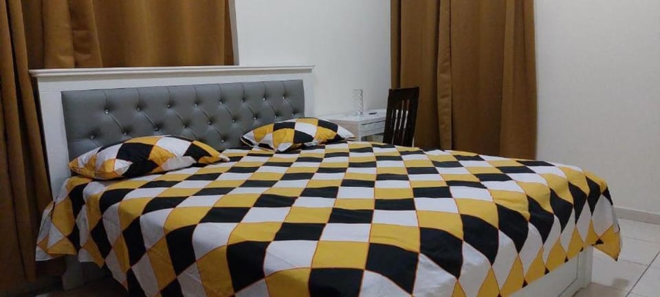MASTER BEDROOM FOR SHORT STAY IN DUBAI BY MAUON Tourism Vacation rental in Al Sharjah
