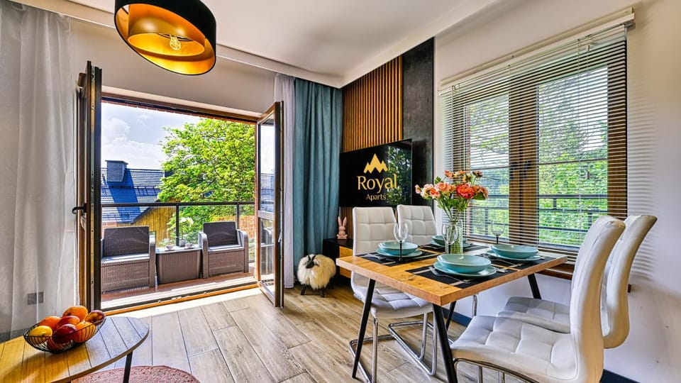 Balcony/Terrace, Seating area, Dining area
