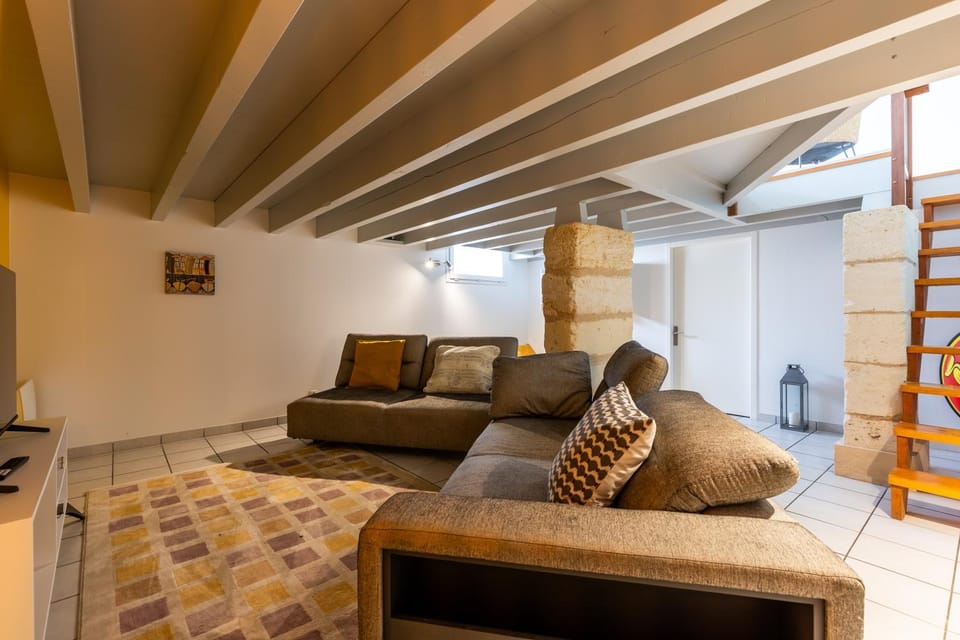 Property building, Living room