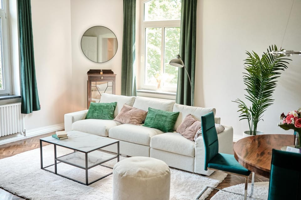 Living room, Seating area