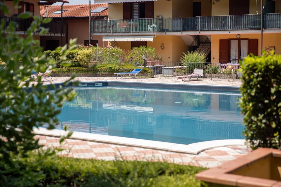 Pool view, Swimming pool