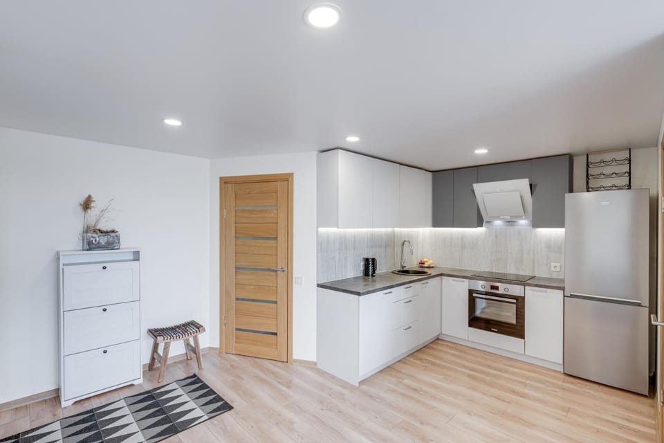 Kitchen or kitchenette, oven, stove